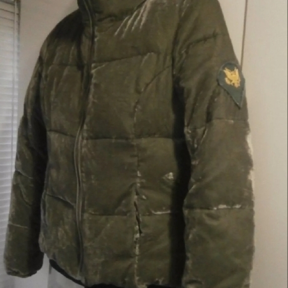 Green Velvet Puffer Jacket - Picture 3 of 4